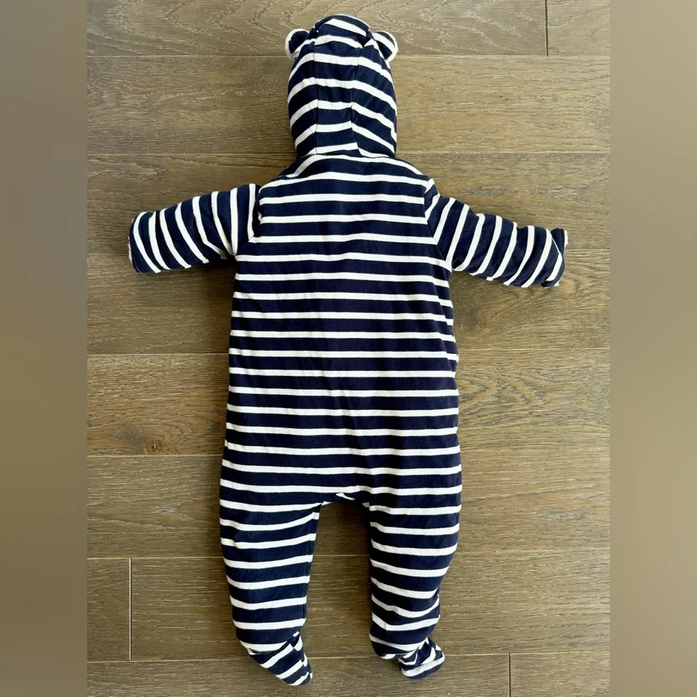 Baby Gap Sherpa Hoodie One Piece Striped Bear Snowsuit 🐻 6-12 months